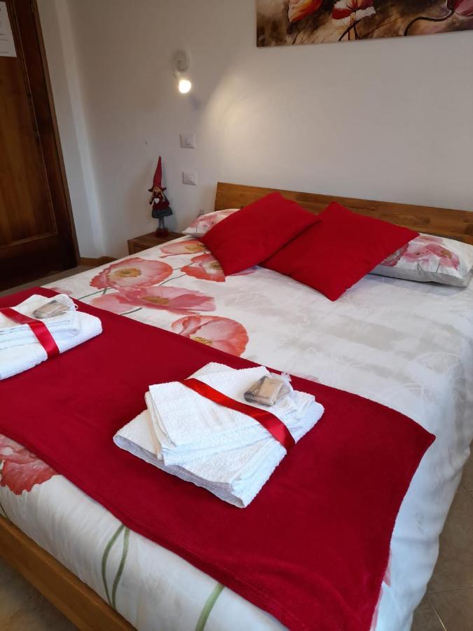 B&B La Casa Di Loretta Paderno Ngoại thất bức ảnh